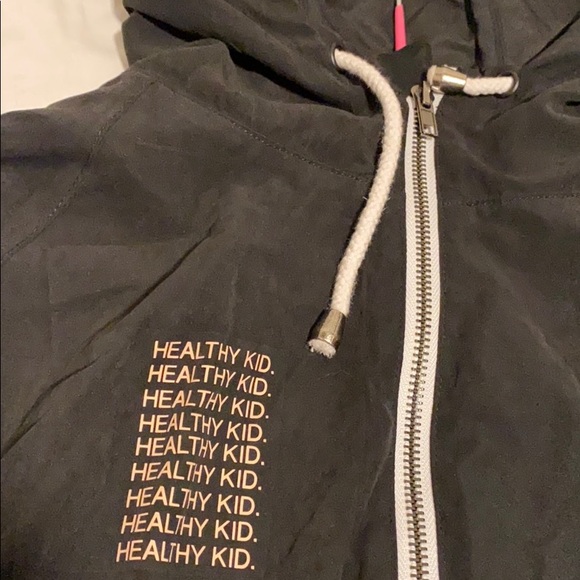 VINTAGE WINDBREAKER HOODIE (HEALTHYKID) - Picture 2 of 6
